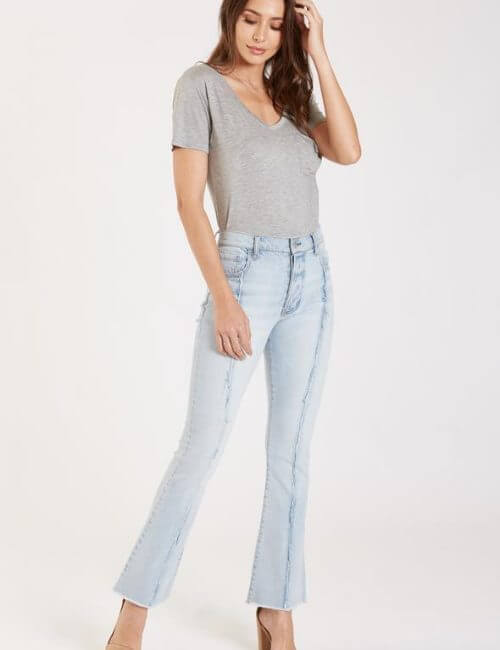 THE JEANS THAT WILL REVIVE YOUR 2019 WARDROBE