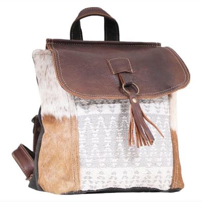 Kasey Leigh Boutique || Myra Bag - Hanging Buckle Backpack
$50.00